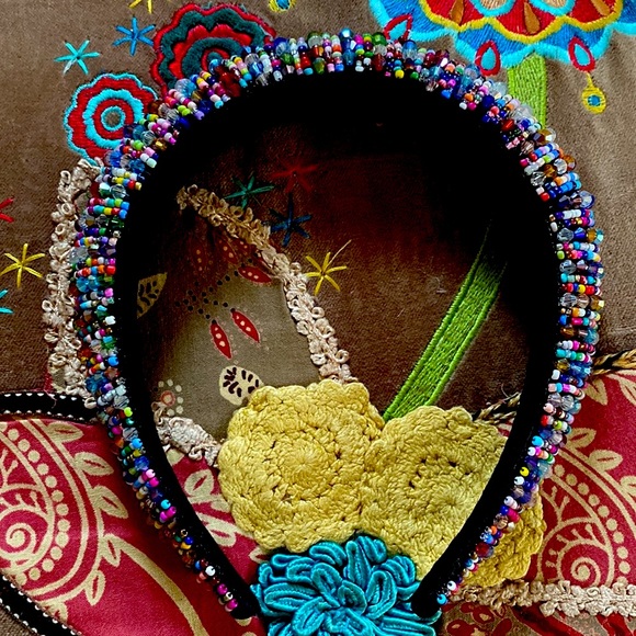 Vintage Gorgeous Sparkling Beads Suede Black Lining Headband Never Used - Picture 5 of 16